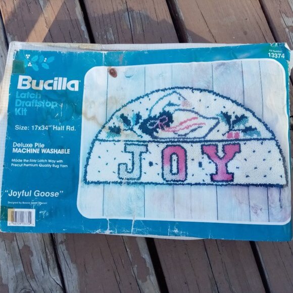 Bucilla "Joyful Goose" latch draftstop kit NEW VINTAGE - Picture 2 of 9